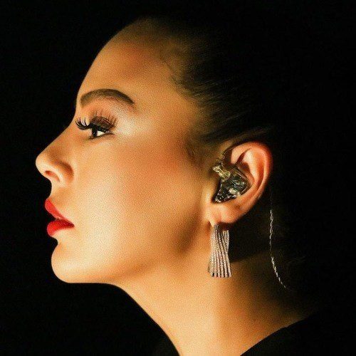 دانلود آهنگ جدید Ebru Gundes به نام Yalan